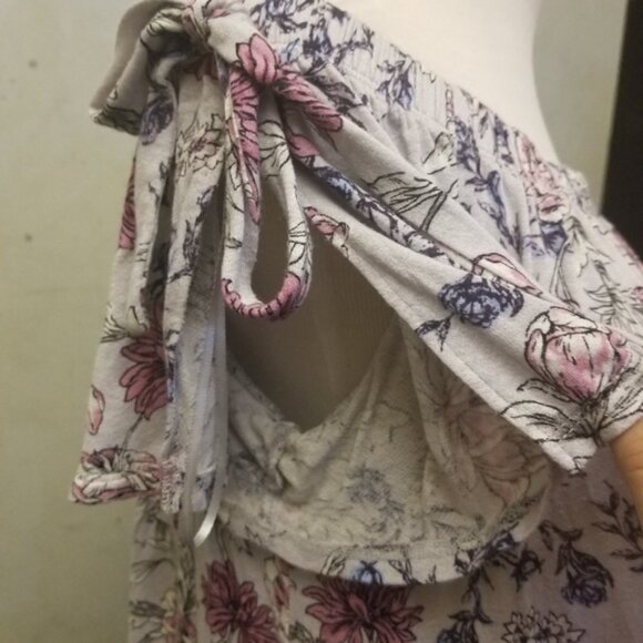 Pink Rose floral top women's size Large (P11) - Picture 3 of 8